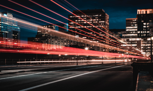 Hospital EPR that can be set up quickly, depicted with speedy car lights